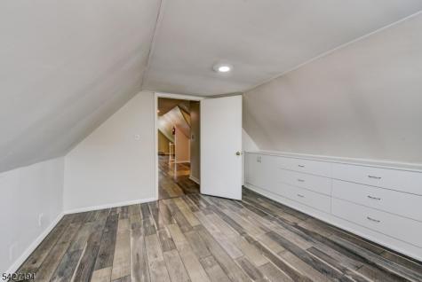 37 E Somerset Street Raritan NJ 08869