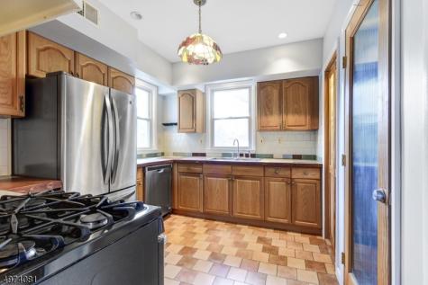 558 Summit Avenue Westfield NJ 07090