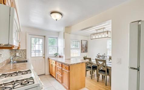 5 Mayfield Place Metuchen NJ 08840
