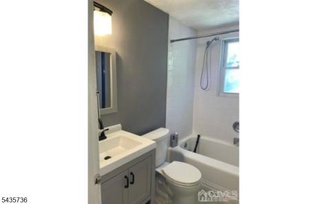 5 Mayfield Place Metuchen NJ 08840