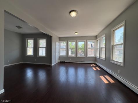 119 W End Avenue Newark NJ 07106