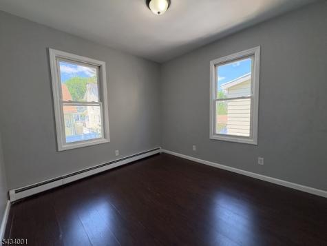 119 W End Avenue Newark NJ 07106