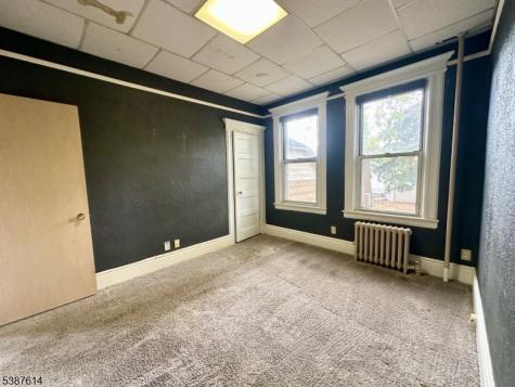 4 Swaine Place West Orange NJ 07052
