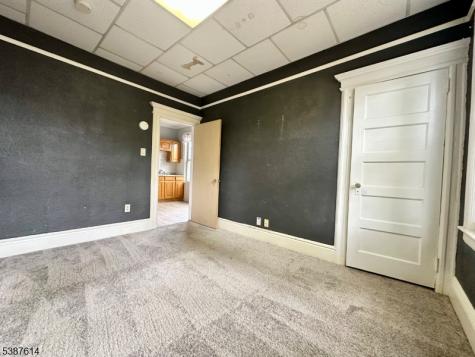 4 Swaine Place West Orange NJ 07052
