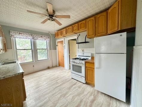 4 Swaine Place West Orange NJ 07052