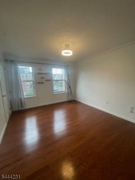 92 Callahan Court Newark NJ 07103