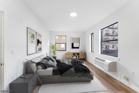 25 Freeway Drive East Orange NJ 07018