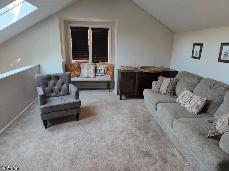 2 Village Way Vernon NJ 07462