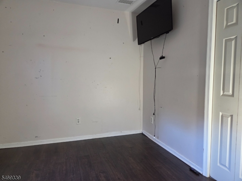 2 Village Way Vernon NJ 07462