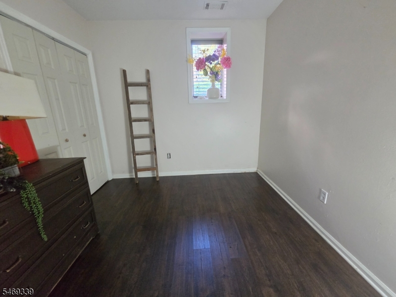 2 Village Way Vernon NJ 07462