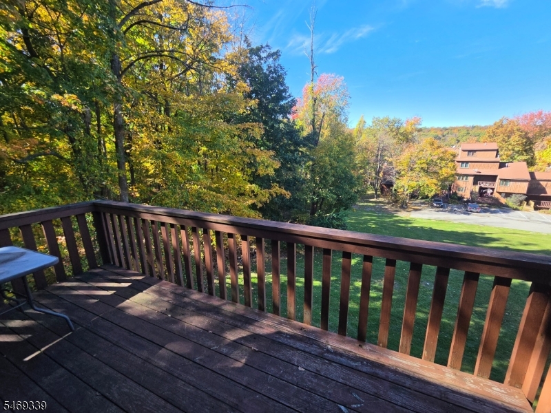2 Village Way Vernon NJ 07462