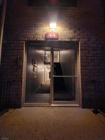 401 Highway 22, Bldg44, U4 North Plainfield NJ 07060
