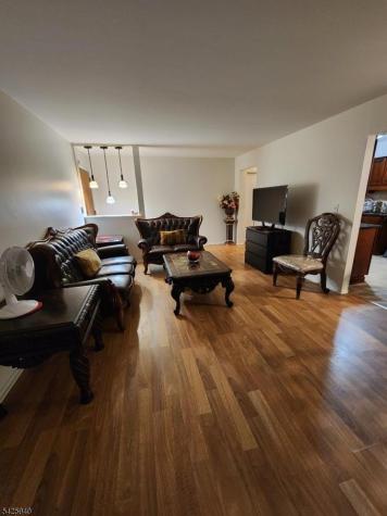 401 Highway 22, Bldg44, U4 North Plainfield NJ 07060