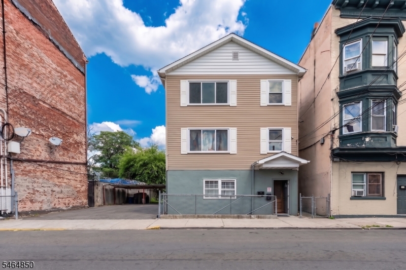 363 Summer Street Paterson NJ 07501