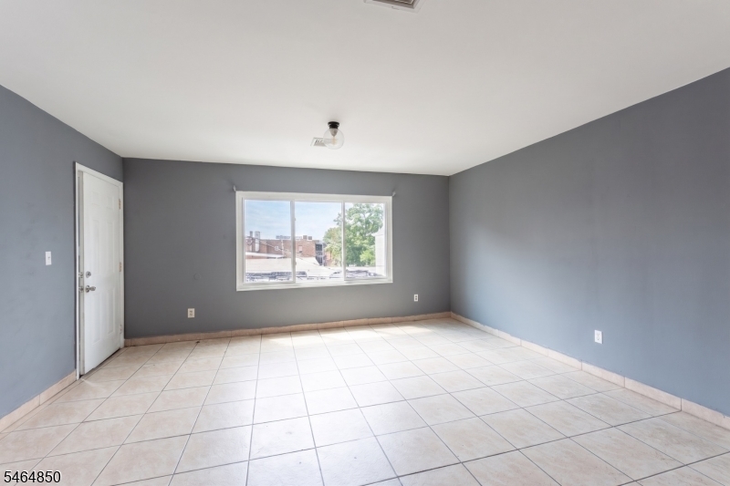 363 Summer Street Paterson NJ 07501