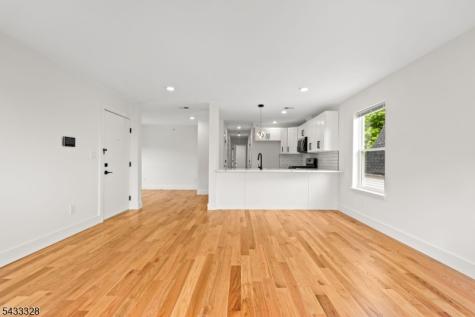 263 N 19 Street Second Floor East Orange NJ 07017