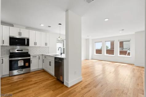 263 N 19 Street Second Floor East Orange NJ 07017