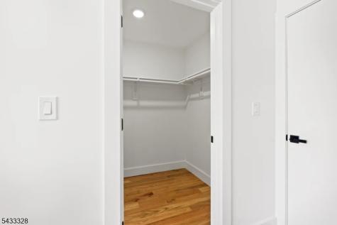 263 N 19 Street Second Floor East Orange NJ 07017