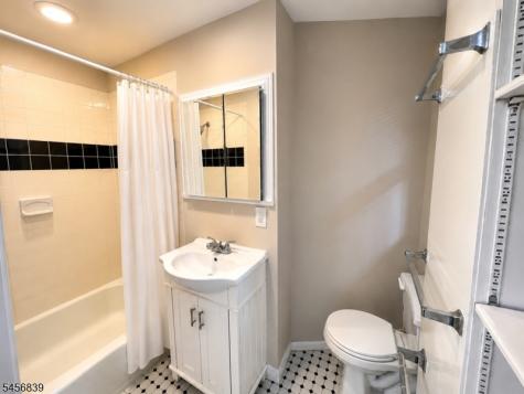 39 Glenridge Avenue Montclair NJ 07042