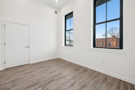 70 Roseville Avenue Newark NJ 07107