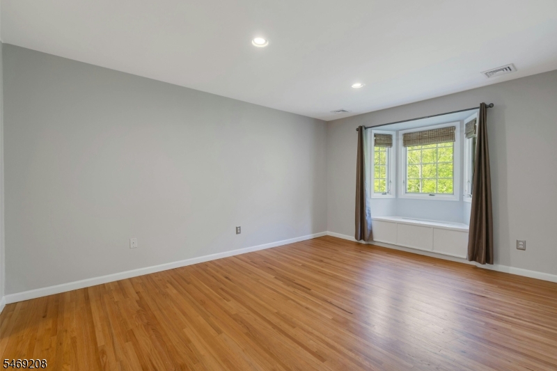 12 Leva Drive Morris NJ 07960