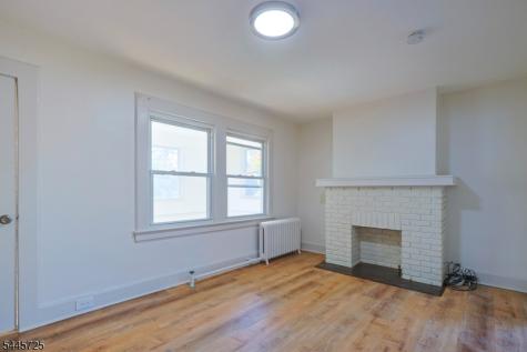 15 Hilltop Place Montclair NJ 07042