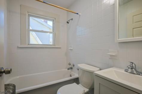 15 Hilltop Place Montclair NJ 07042