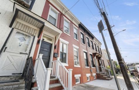 39 Emmet Street Newark NJ 07114