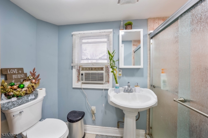376 Elmora Avenue Elizabeth NJ 07208