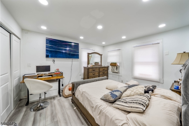 376 Elmora Avenue Elizabeth NJ 07208