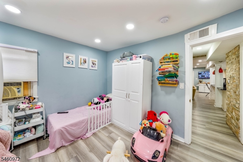 376 Elmora Avenue Elizabeth NJ 07208