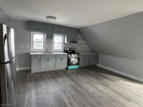 327 N Maple Avenue East Orange NJ 07017