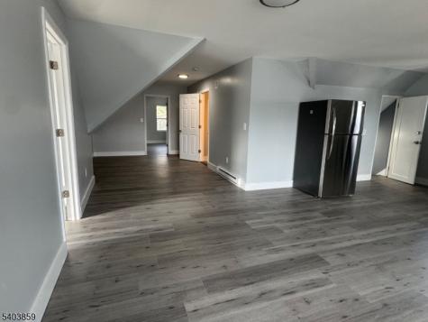 327 N Maple Avenue East Orange NJ 07017