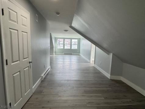 327 N Maple Avenue East Orange NJ 07017