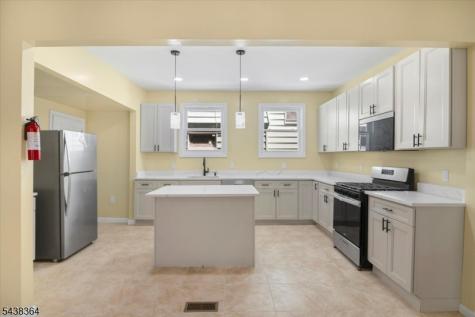 118 Lehigh Ave, Apt 1 Newark NJ 07112