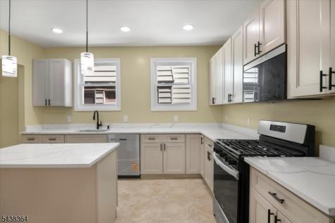 118 Lehigh Ave, Apt 1 Newark NJ 07112