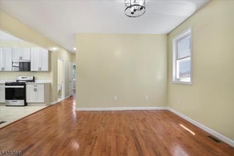 118 Lehigh Ave, Apt 1 Newark NJ 07112