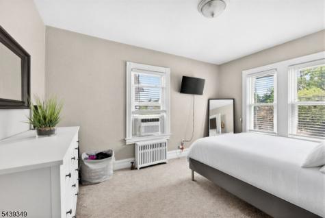 87 W Hanover Avenue Morris Plains NJ 07950