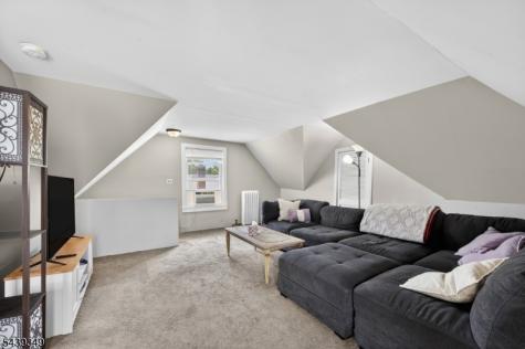 87 W Hanover Avenue Morris Plains NJ 07950
