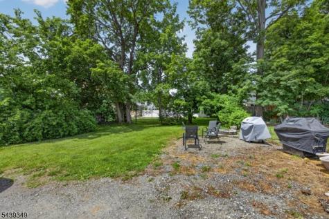 87 W Hanover Avenue Morris Plains NJ 07950