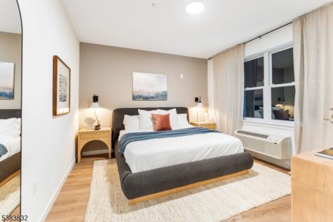 431 Drive Mlk Jr Boulevard East Orange NJ 07018