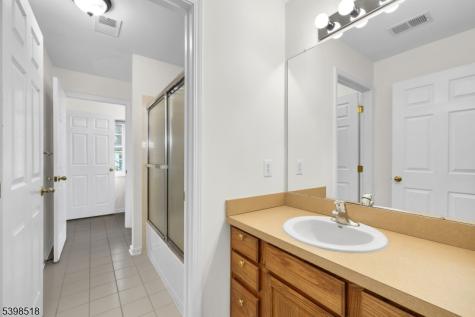 28 Henning Terrace Denville NJ 07834