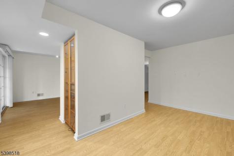 28 Henning Terrace Denville NJ 07834