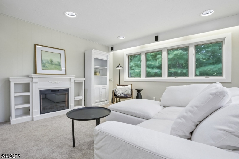 65 Springbrook Road Livingston NJ 07039