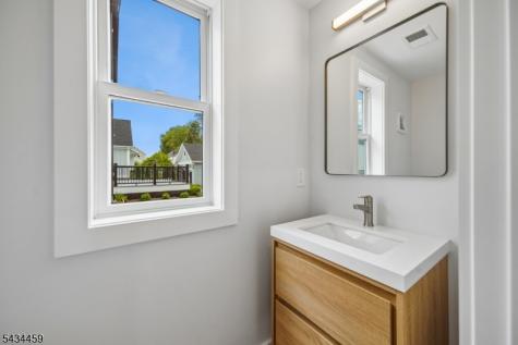 22 Willow Street Millburn NJ 07041