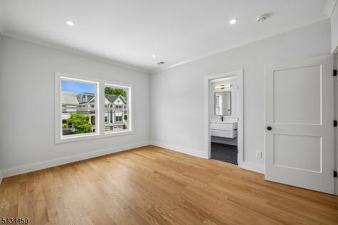 22 Willow Street Millburn NJ 07041