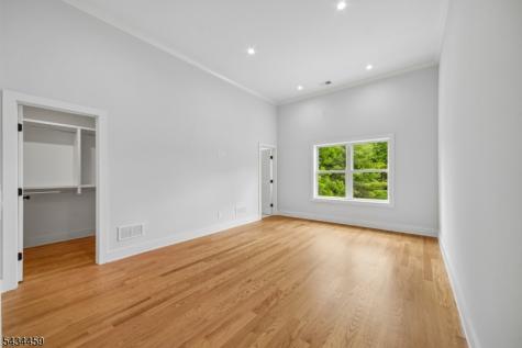 22 Willow Street Millburn NJ 07041