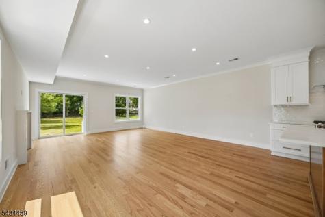 22 Willow Street Millburn NJ 07041