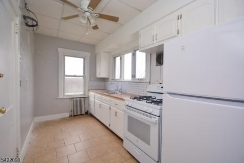 308 Hoboken Road East Rutherford NJ 07073
