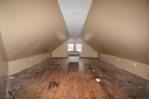 308 Hoboken Road East Rutherford NJ 07073